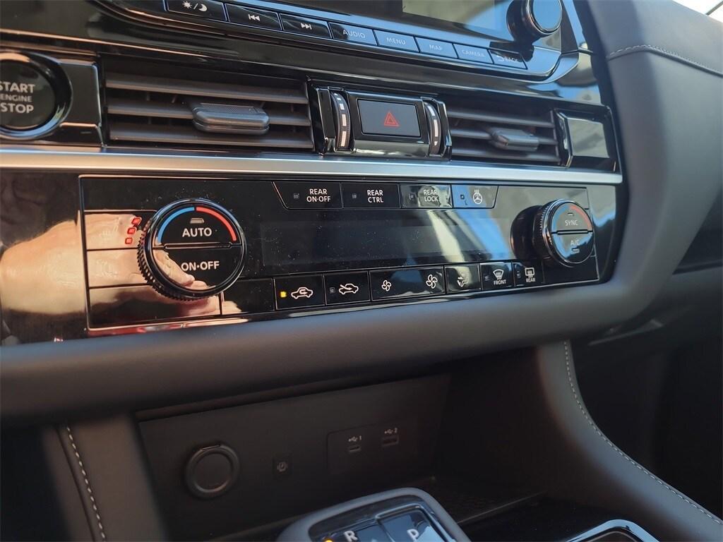 new 2025 Nissan Pathfinder car, priced at $37,034