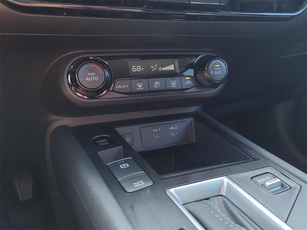new 2026 Nissan Kicks car, priced at $25,312