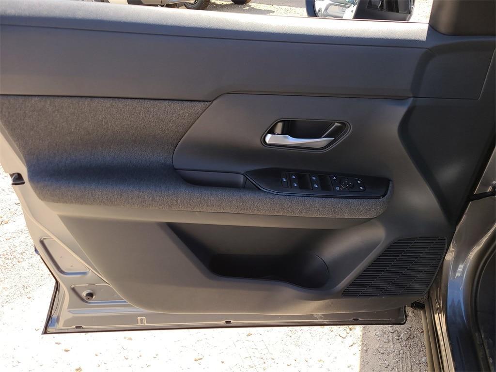 new 2026 Nissan Kicks car, priced at $24,312