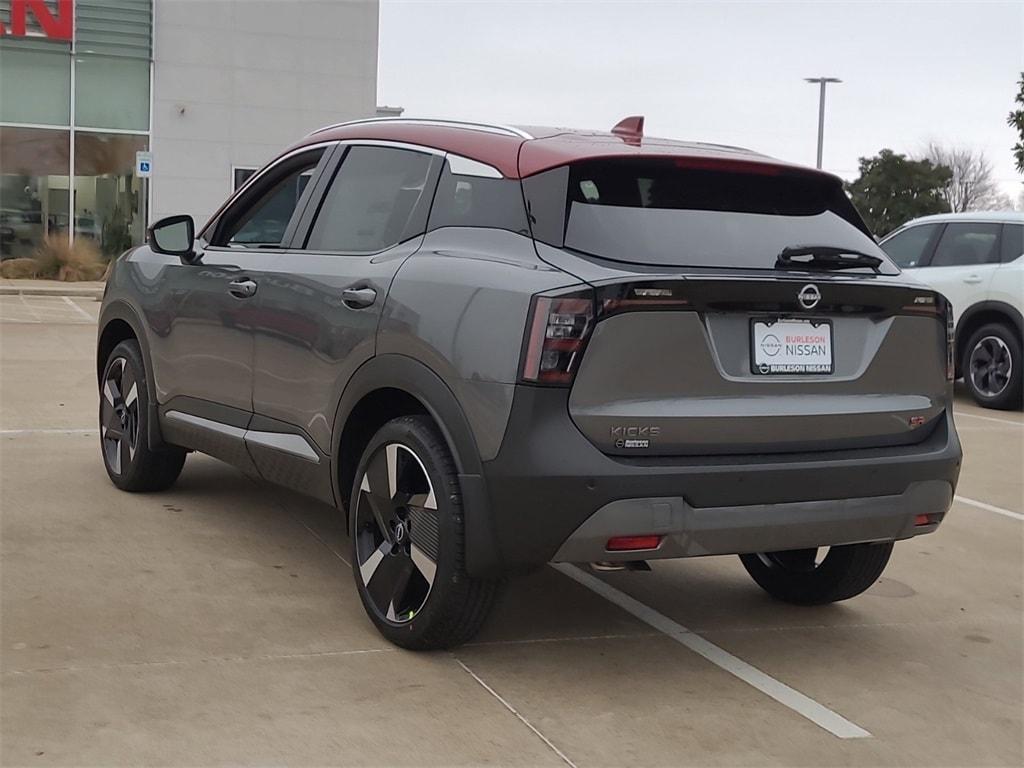 new 2025 Nissan Kicks car, priced at $29,707