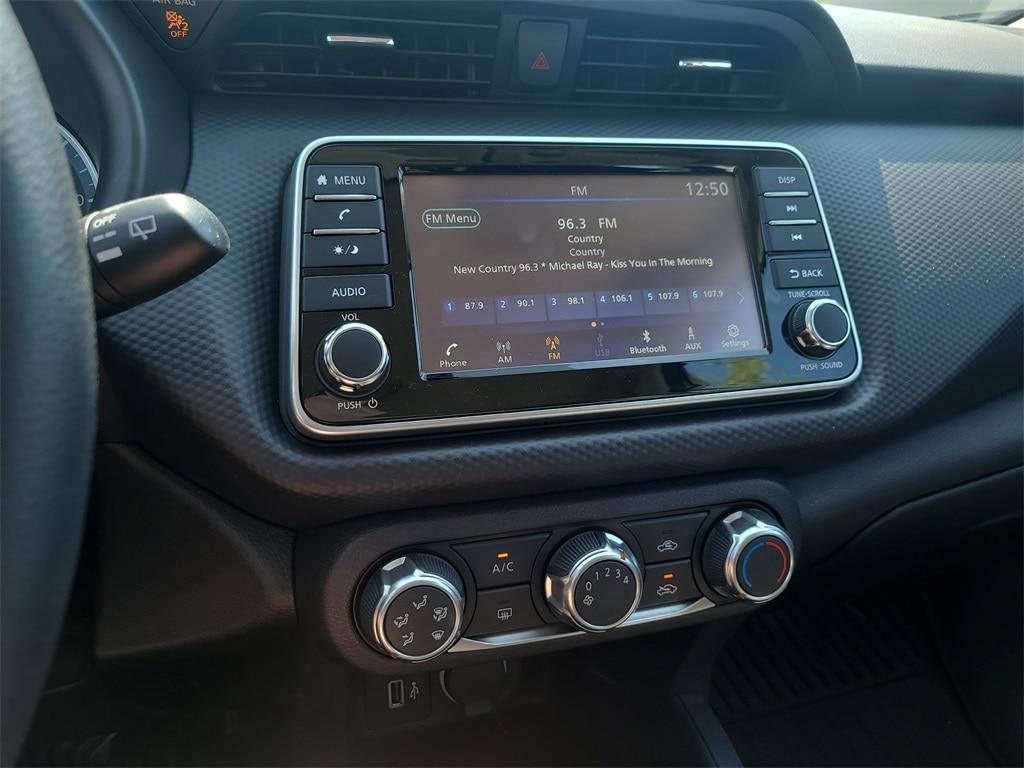 new 2025 Nissan Kicks Play car, priced at $20,525