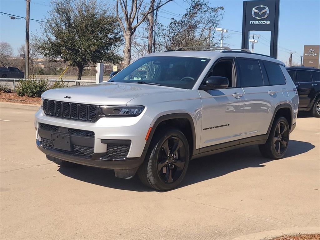 used 2024 Jeep Grand Cherokee L car, priced at $37,777