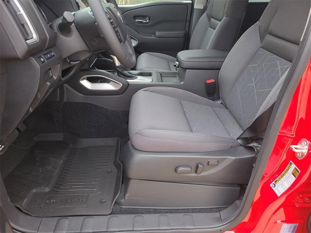 new 2025 Nissan Frontier car, priced at $35,268
