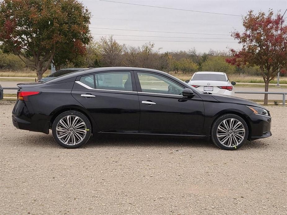 new 2025 Nissan Altima car, priced at $34,109