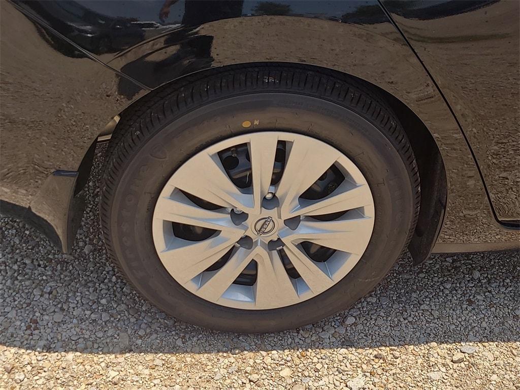 new 2025 Nissan Sentra car, priced at $22,172