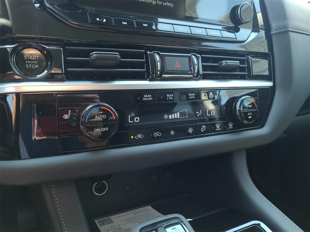 new 2025 Nissan Pathfinder car, priced at $40,425