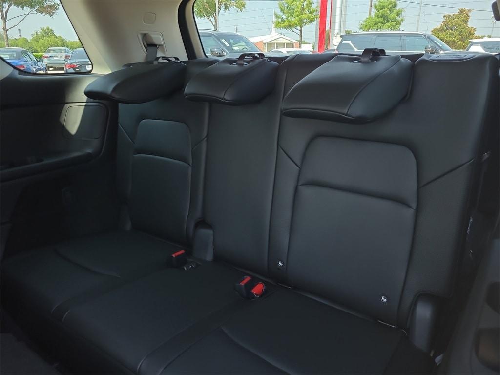 new 2025 Nissan Pathfinder car, priced at $40,425