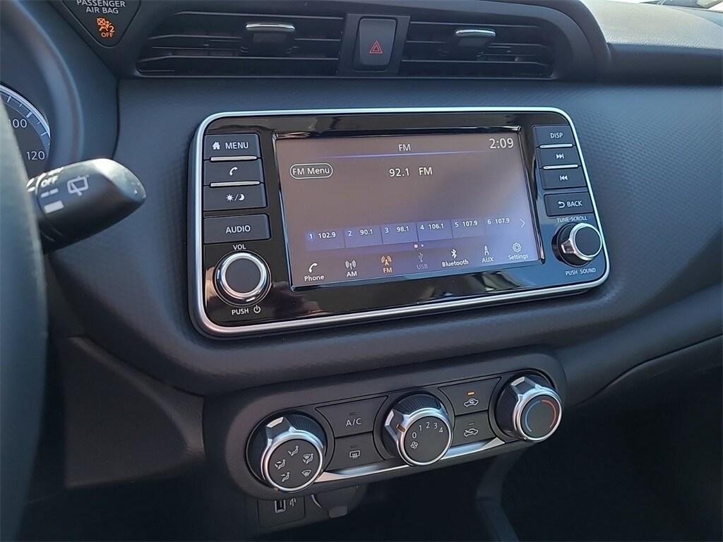 new 2025 Nissan Kicks Play car, priced at $22,857