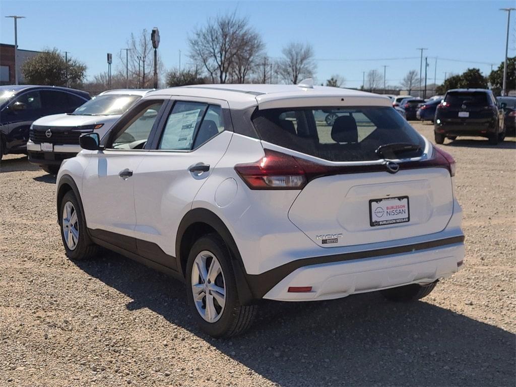new 2025 Nissan Kicks car, priced at $22,857