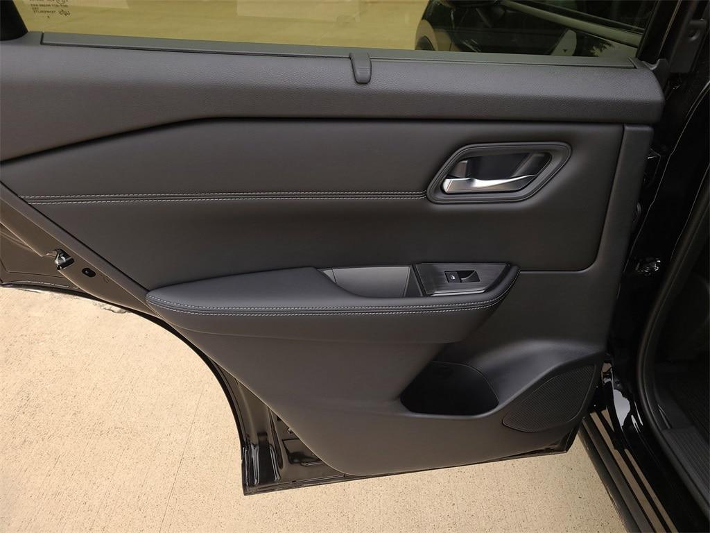 new 2025 Nissan Rogue car, priced at $33,158