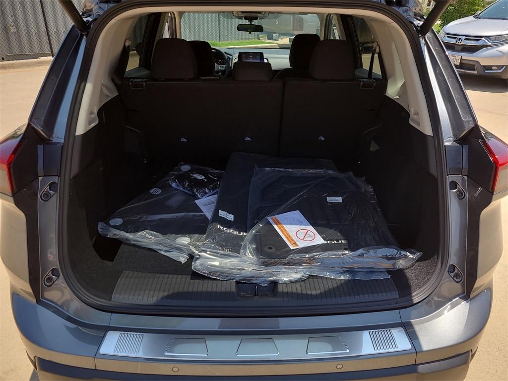 new 2025 Nissan Rogue car, priced at $30,175
