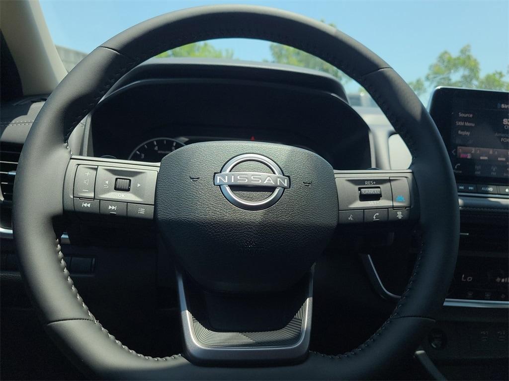 new 2025 Nissan Rogue car, priced at $30,175