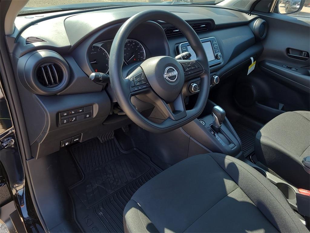 new 2025 Nissan Kicks Play car, priced at $20,848