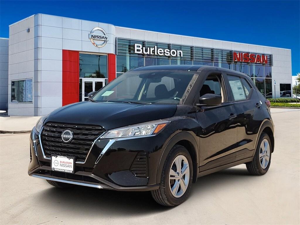 new 2025 Nissan Kicks Play car, priced at $20,848