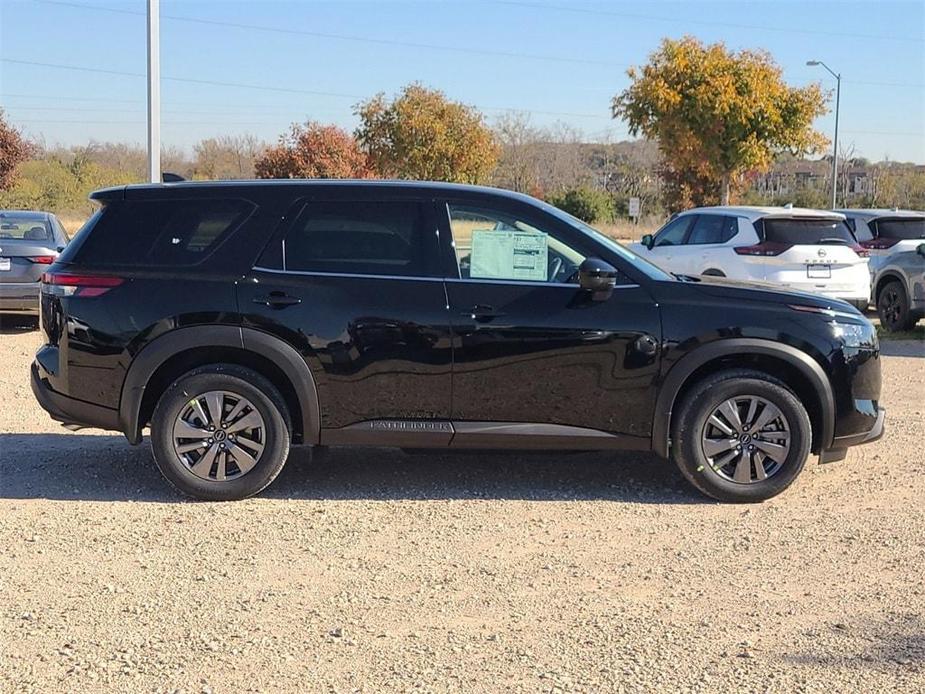 new 2025 Nissan Pathfinder car, priced at $36,312