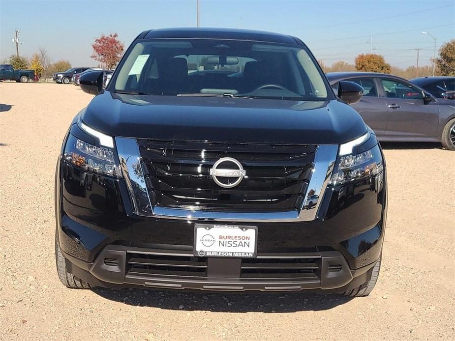 new 2025 Nissan Pathfinder car, priced at $36,312