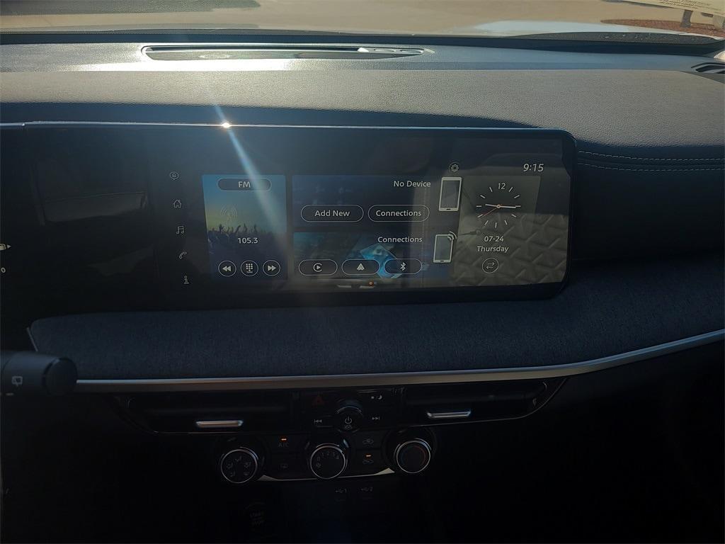new 2025 Nissan Kicks car, priced at $24,729