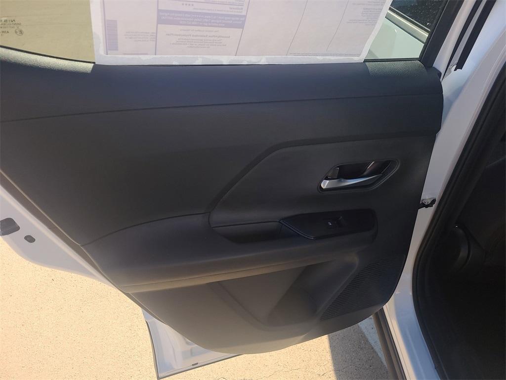 new 2025 Nissan Kicks car, priced at $24,729