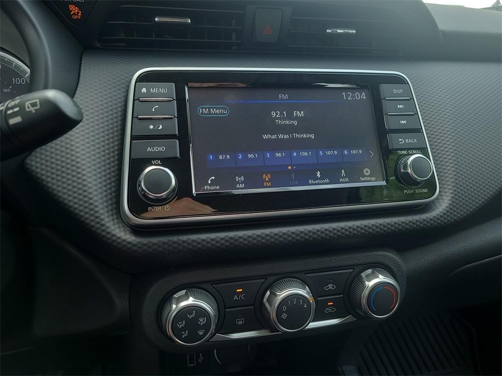 new 2025 Nissan Kicks Play car, priced at $22,920