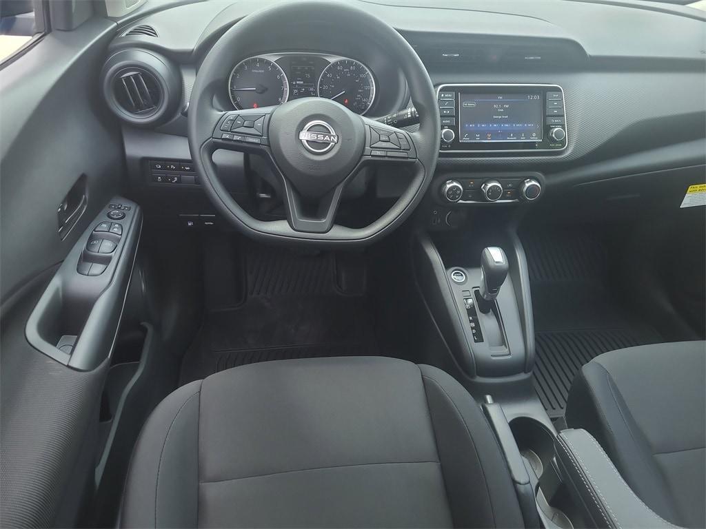 new 2025 Nissan Kicks Play car, priced at $22,920