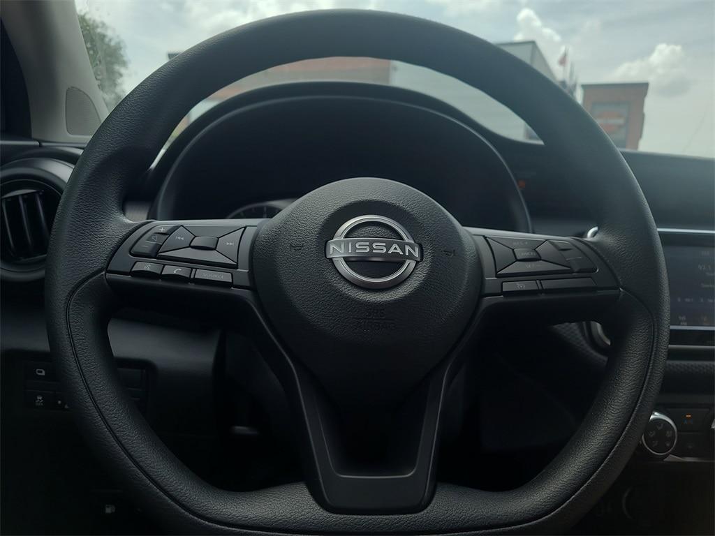 new 2025 Nissan Kicks Play car, priced at $22,920