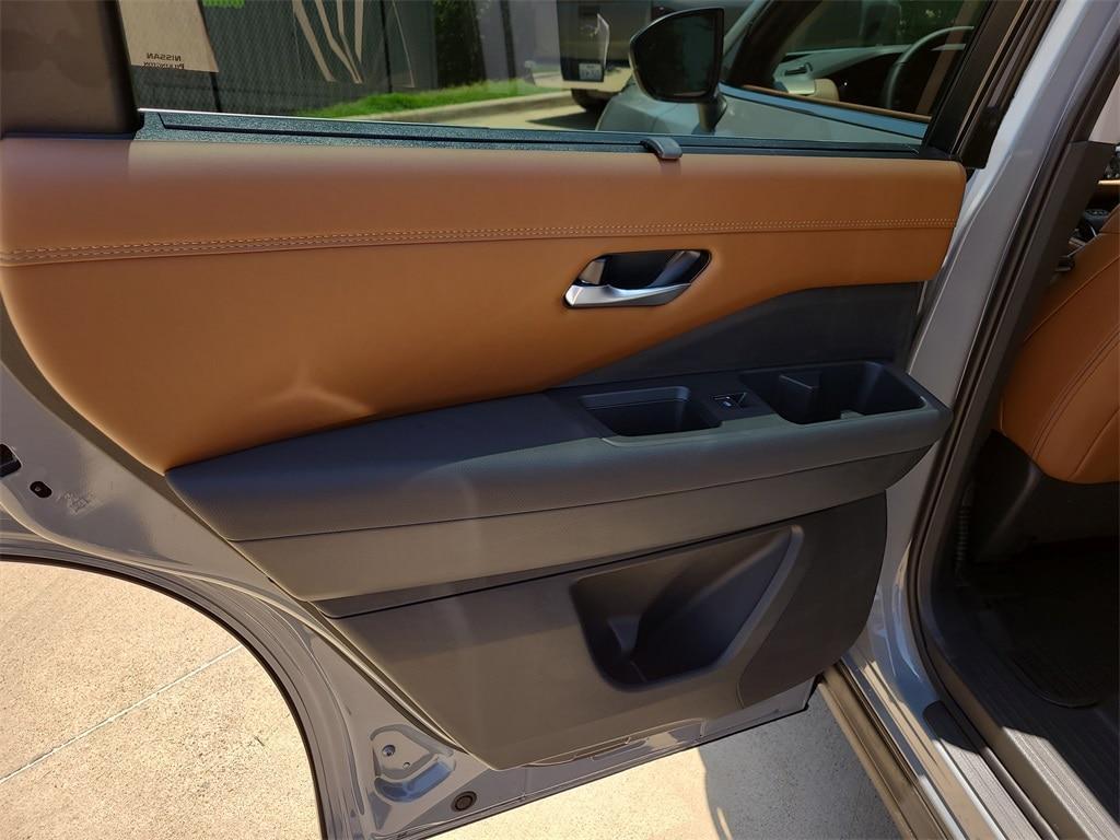 new 2025 Nissan Pathfinder car, priced at $47,346