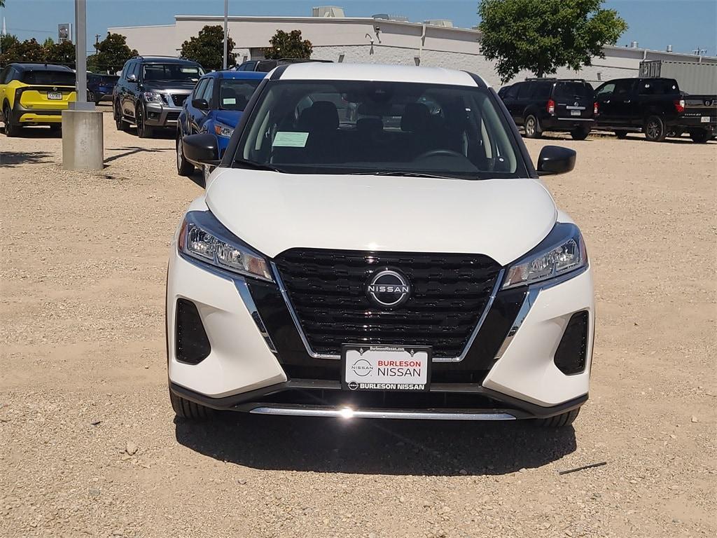 new 2025 Nissan Kicks Play car, priced at $20,848