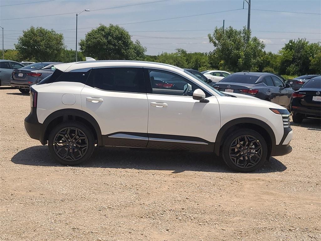 new 2025 Nissan Kicks car, priced at $29,265