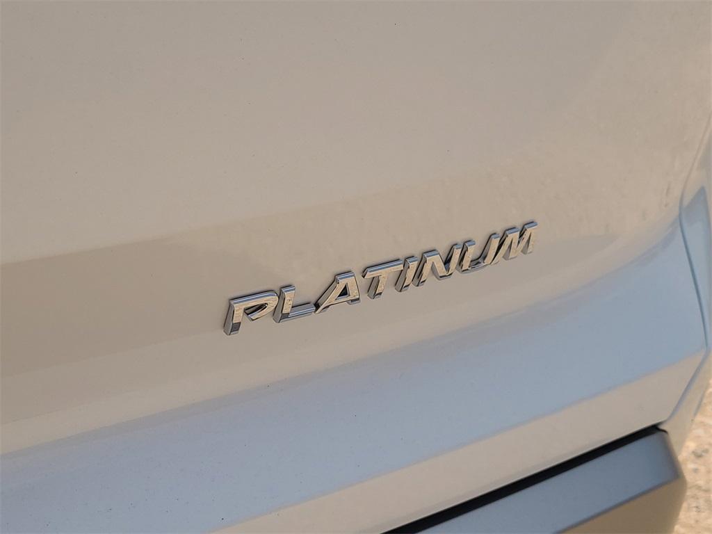 new 2025 Nissan Pathfinder car, priced at $48,947