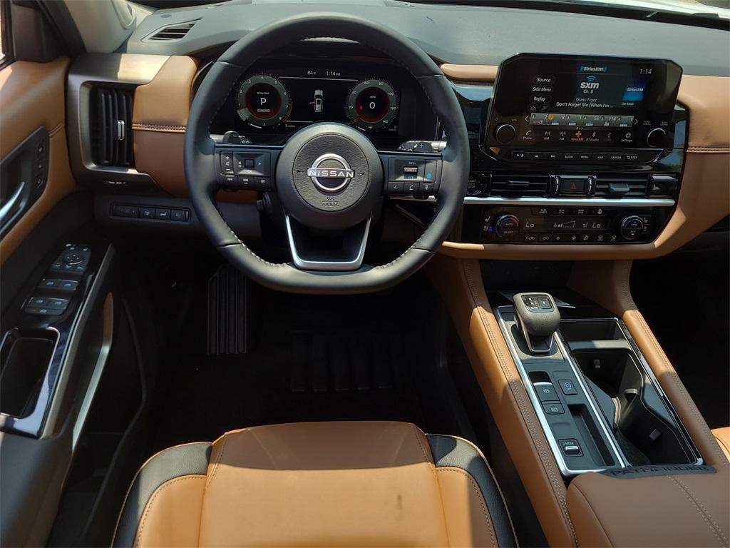 new 2025 Nissan Pathfinder car, priced at $48,947