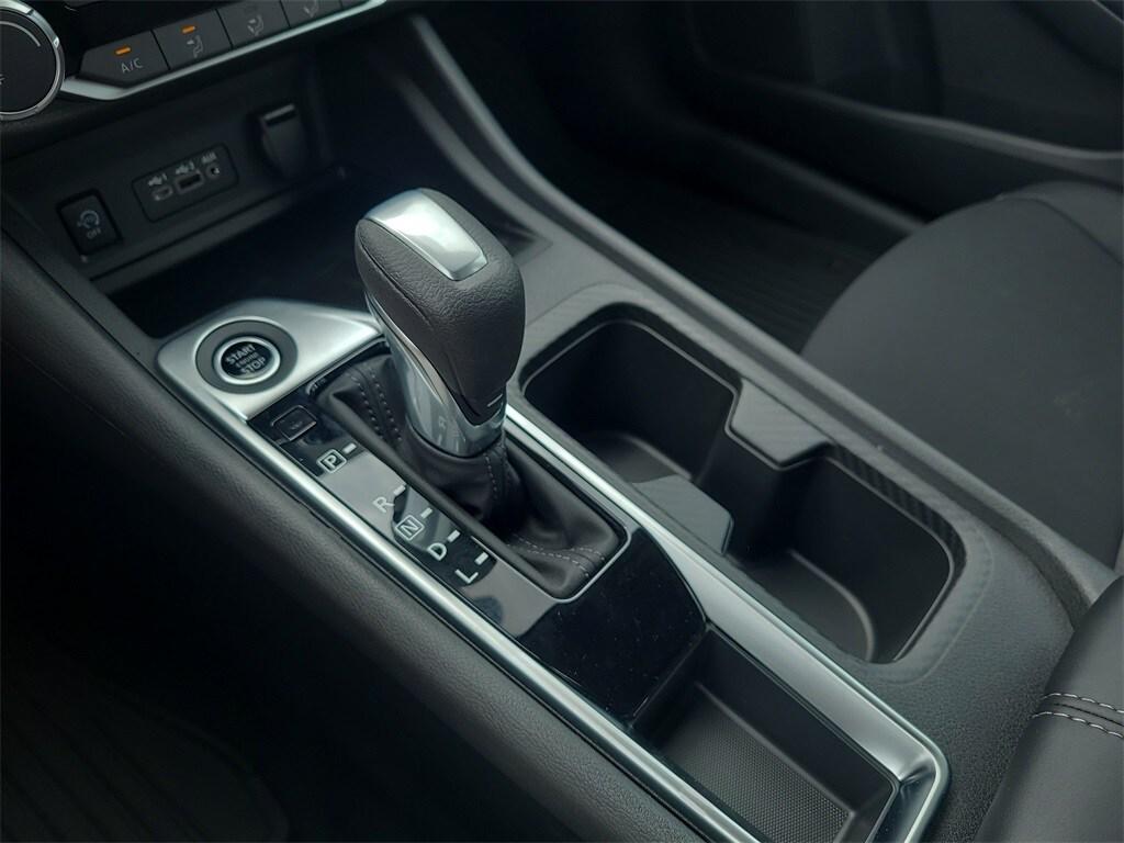 new 2025 Nissan Sentra car, priced at $23,015
