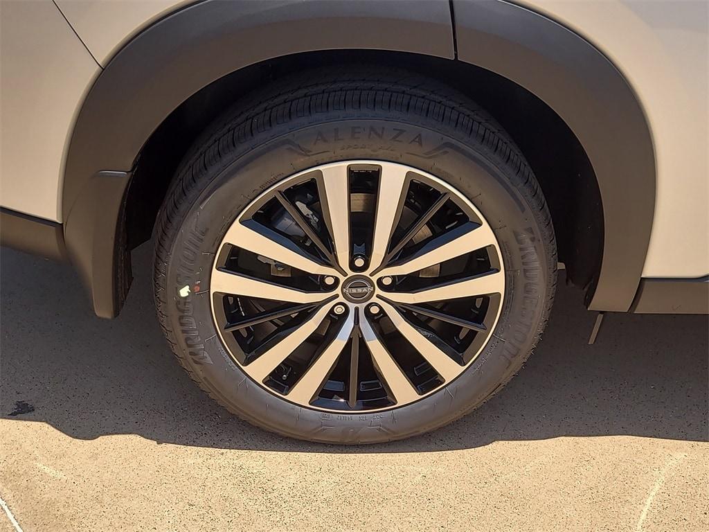 new 2025 Nissan Pathfinder car, priced at $47,311