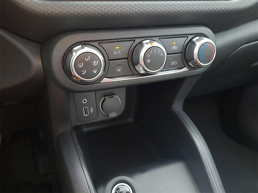 new 2025 Nissan Kicks car, priced at $22,857