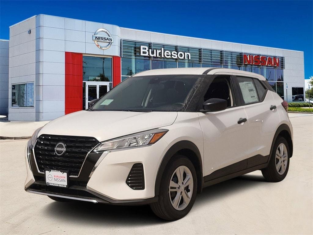 new 2025 Nissan Kicks car, priced at $22,857