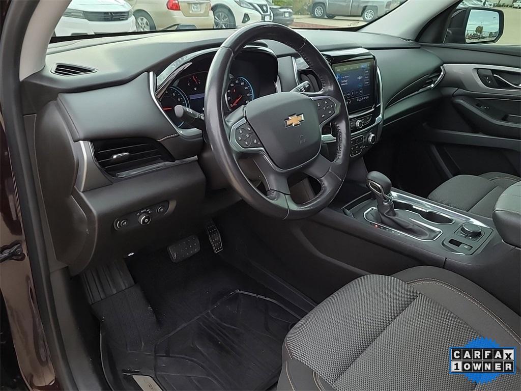 used 2021 Chevrolet Traverse car, priced at $23,700