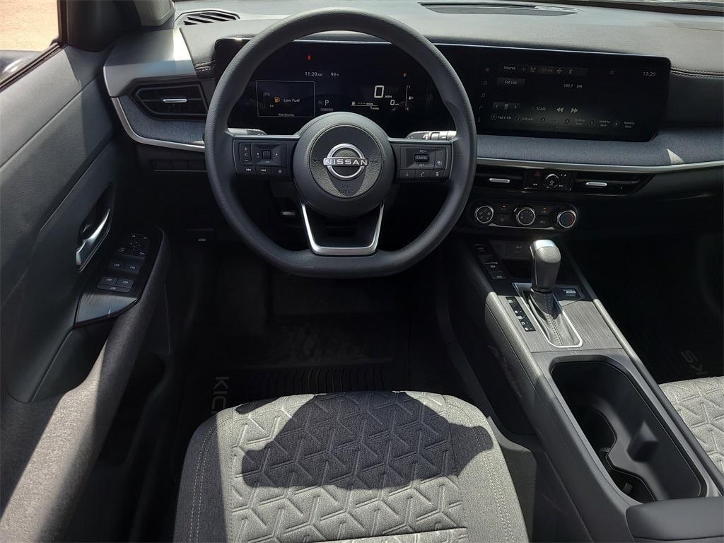new 2025 Nissan Kicks car, priced at $24,757