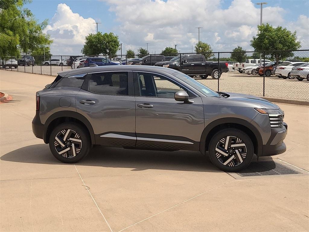 new 2025 Nissan Kicks car, priced at $24,757