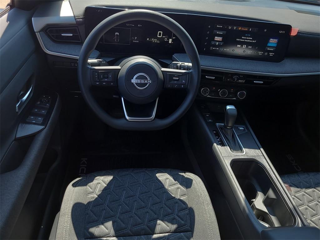 new 2025 Nissan Kicks car, priced at $24,082
