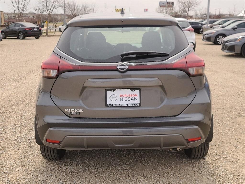 new 2025 Nissan Kicks car, priced at $22,857