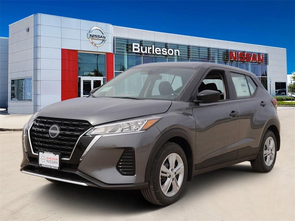 new 2025 Nissan Kicks Play car, priced at $22,857