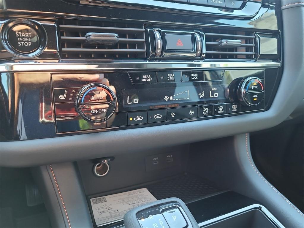 new 2025 Nissan Pathfinder car, priced at $43,443