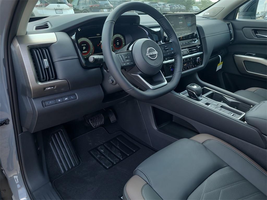 new 2025 Nissan Pathfinder car, priced at $43,183