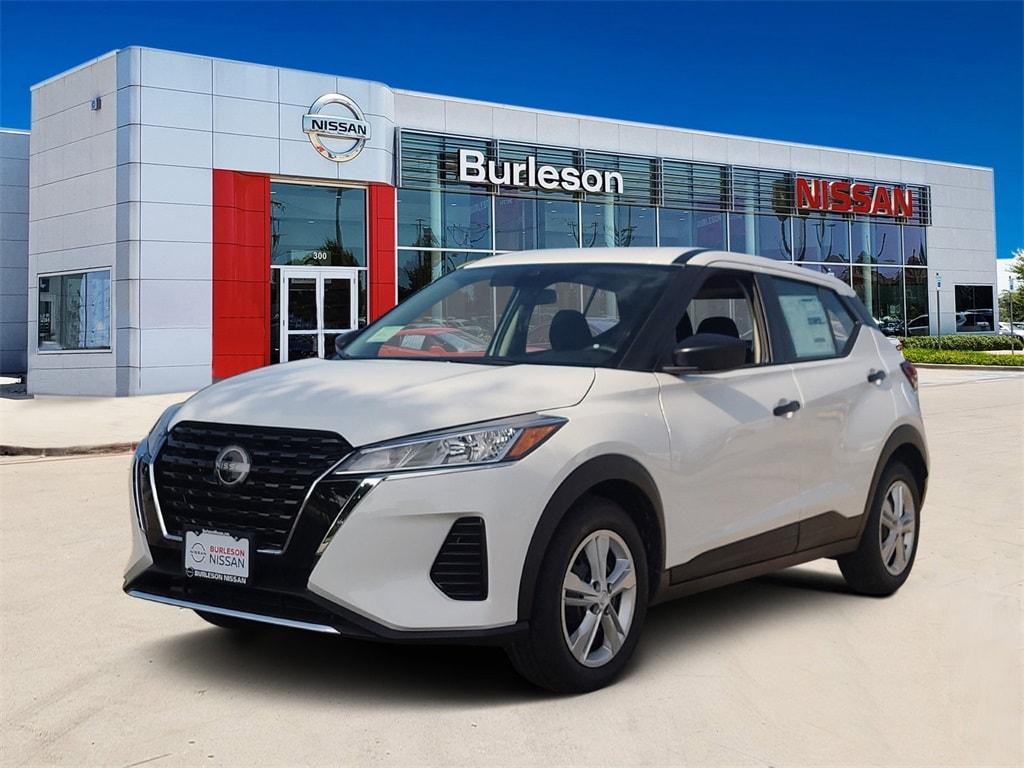 new 2025 Nissan Kicks Play car, priced at $23,275