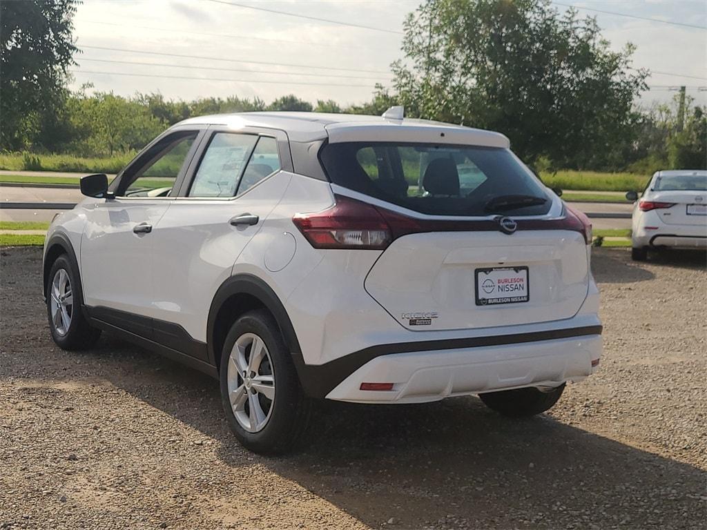 new 2025 Nissan Kicks Play car, priced at $23,275