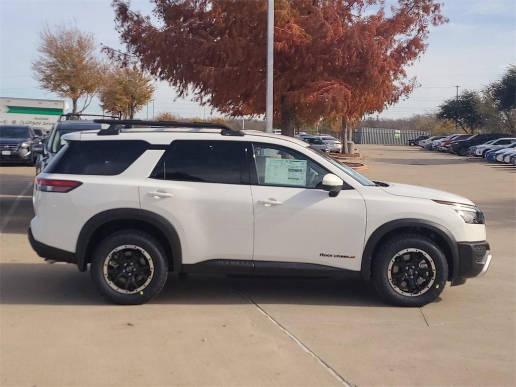 new 2025 Nissan Pathfinder car, priced at $42,363