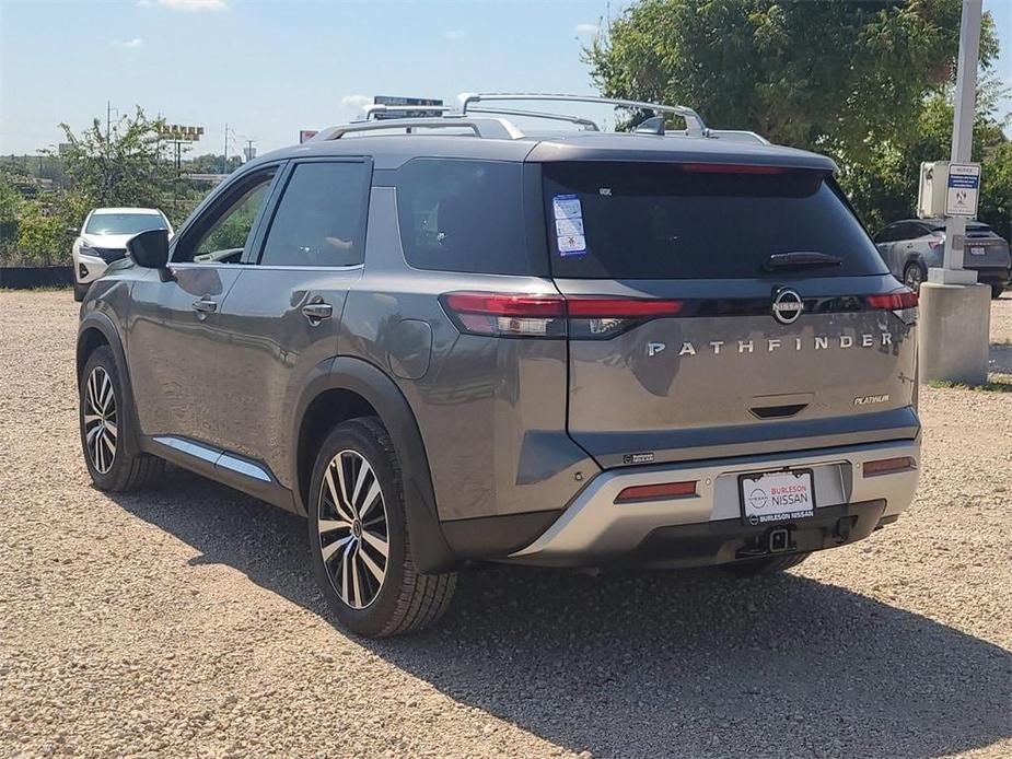 new 2024 Nissan Pathfinder car, priced at $45,177