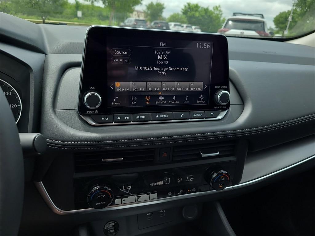 new 2025 Nissan Rogue car, priced at $30,253