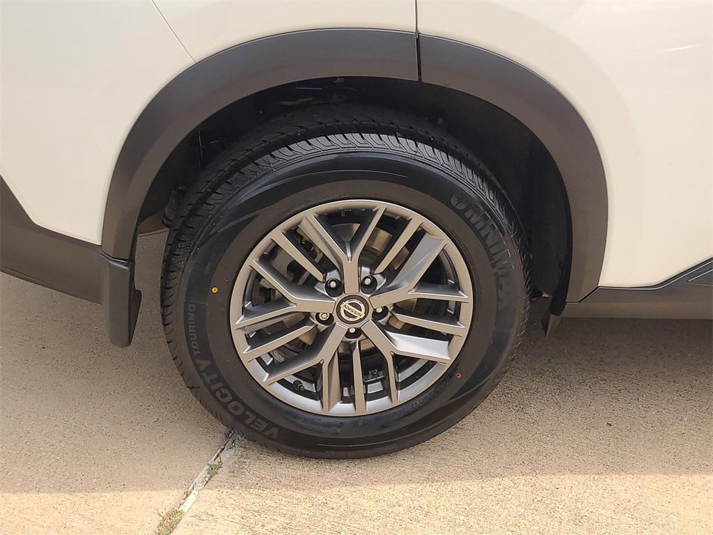 used 2021 Nissan Rogue car, priced at $18,984