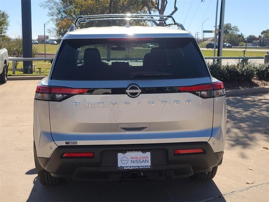 new 2025 Nissan Pathfinder car, priced at $41,207