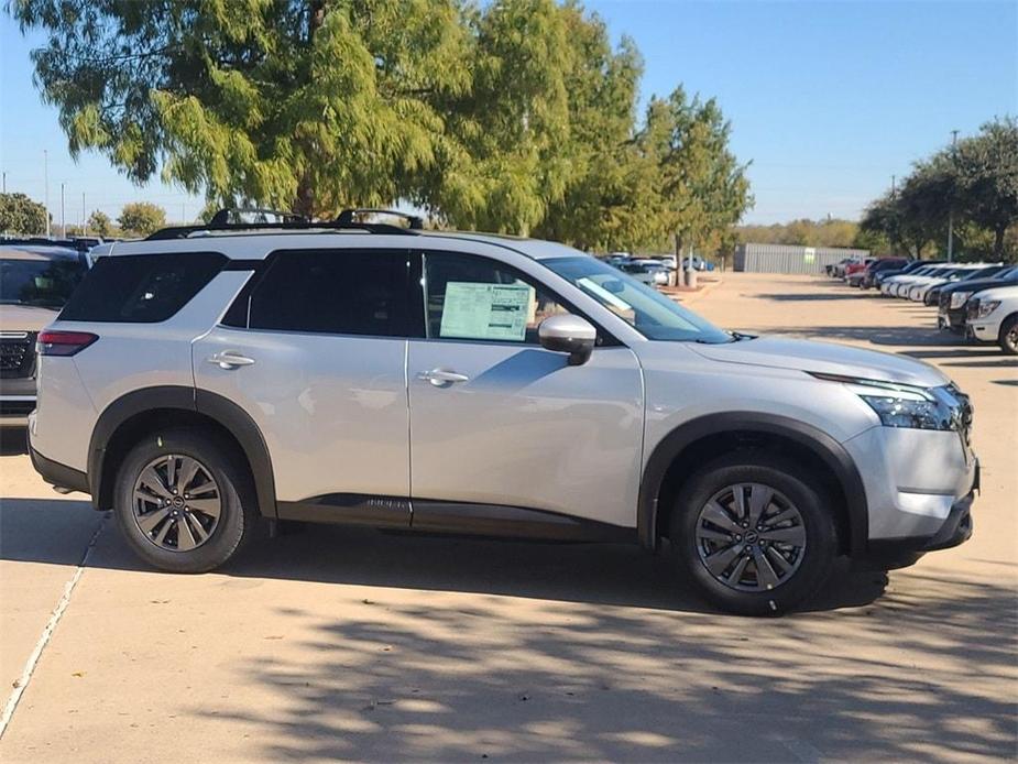 new 2025 Nissan Pathfinder car, priced at $41,207